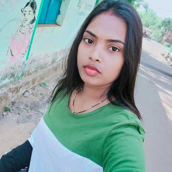 Meet your Posher, Kasturi - Picture 1 of 1